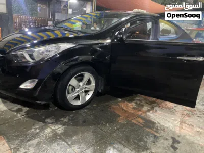 Hyundai Avante Standard 2