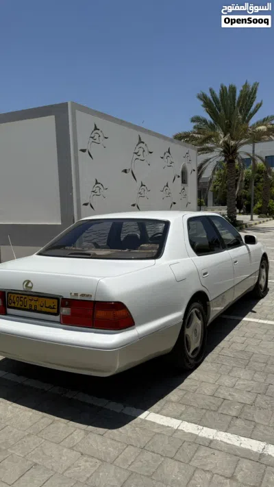 Lexus LS LS 400 4