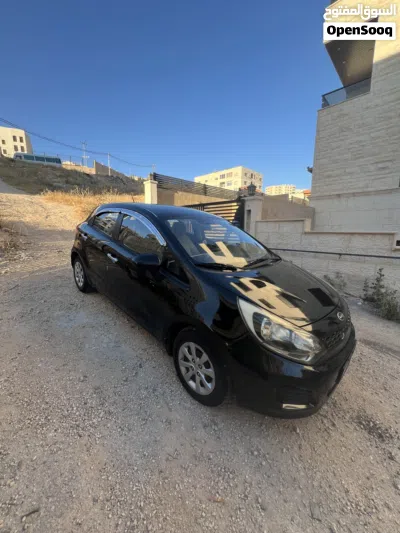 كيا ريو Standard 3