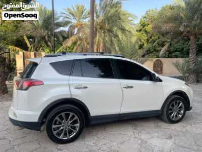 Toyota RAV 4 XLE 4