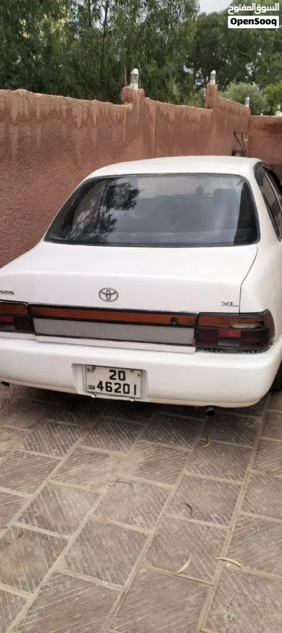 تويوتا كورولا Standard 3