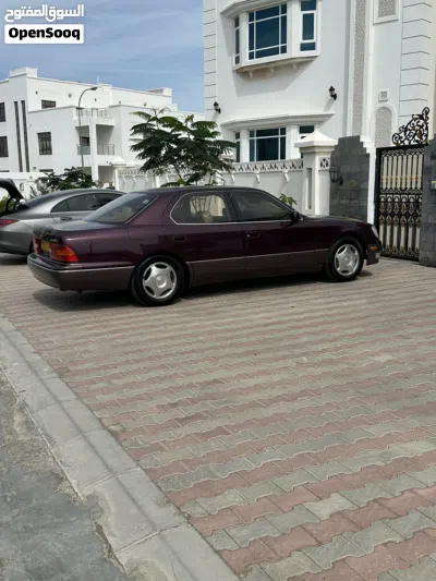 لكزس LS LS 400 3