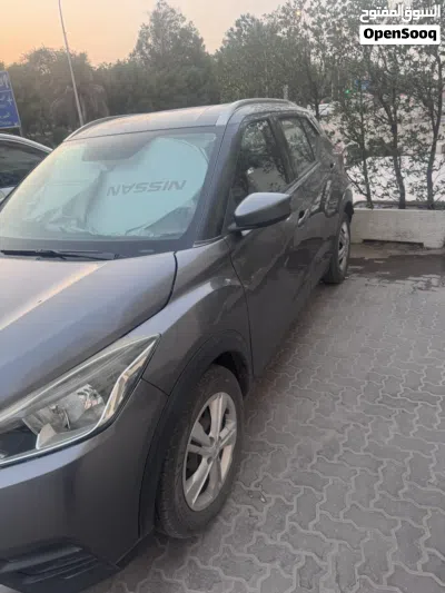 Nissan Kicks S 3