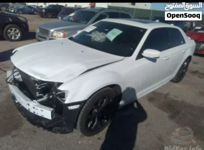 Chrysler 300 300S v8 3