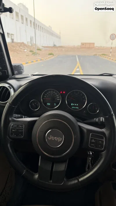 Jeep Wrangler Sahara 2