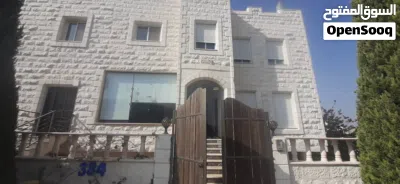 عماره ثلاثة طوابق كل طابق 280م على أرض مساحة دنوم وأربعين متر على الشارع الرئيسي مرخصة مع بئر ماء 2