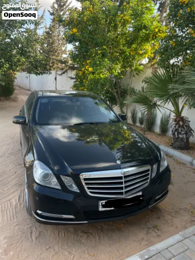 مرسيدس بنز الفئة-E E 300 3