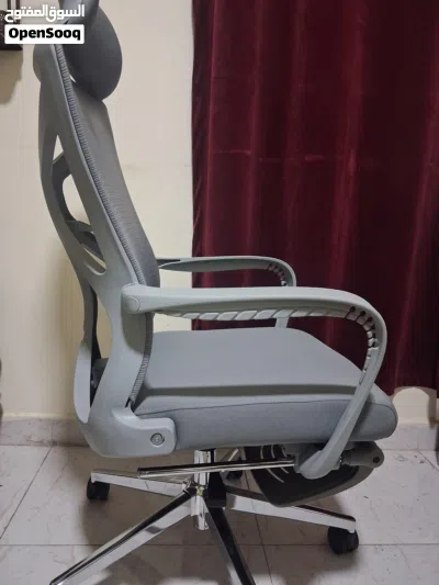 office tables and chairs 4