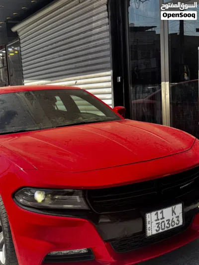 Dodge Charger SXT 2