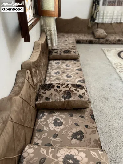 جلسة معيشة 3