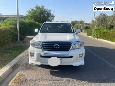 Toyota Land Cruiser GXR 3
