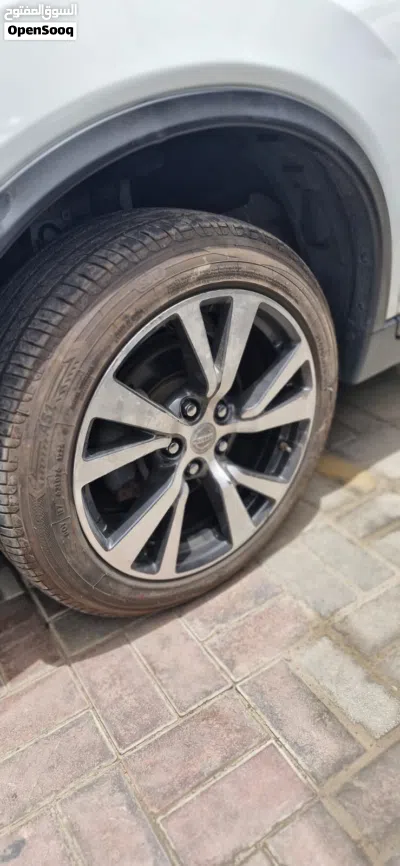 Nissan Rogue SL 3