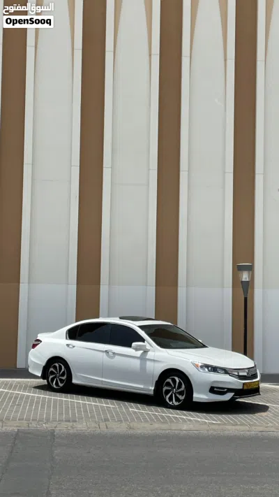Honda Accord EX 2