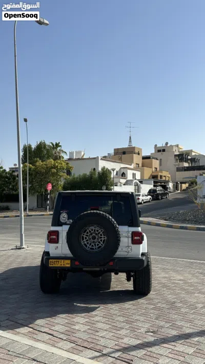 Jeep Wrangler Sahara 3
