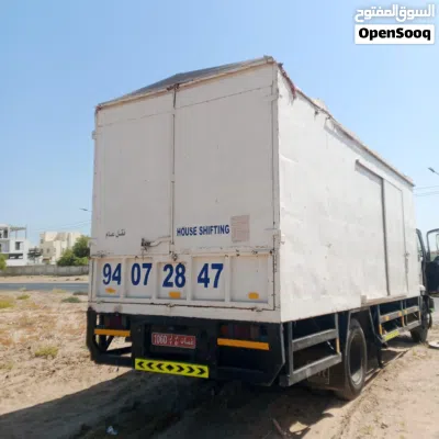 Isuzu truck in very good condition for sale 3