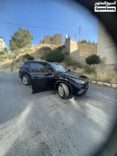 Toyota Highlander Limited 3