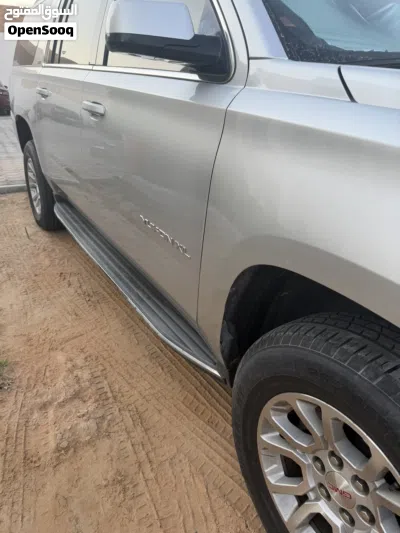 GMC Yukon Standard 3