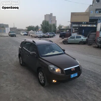 جيلي امجراند X7 3