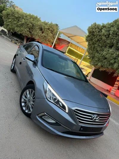 Hyundai Sonata Limited 4