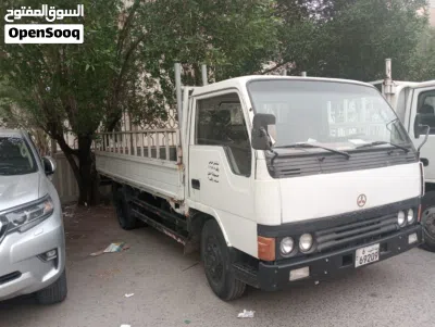 eicher halflorry 4