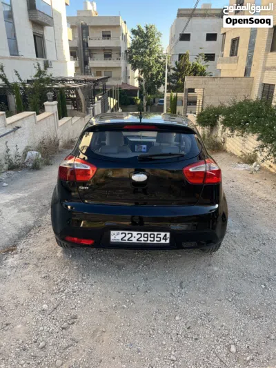 كيا ريو Standard 2