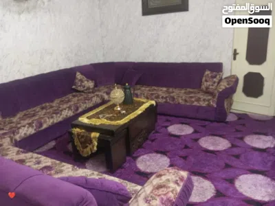 طاوله للبيع ممتازه جدا سبب البيع تجديد 2