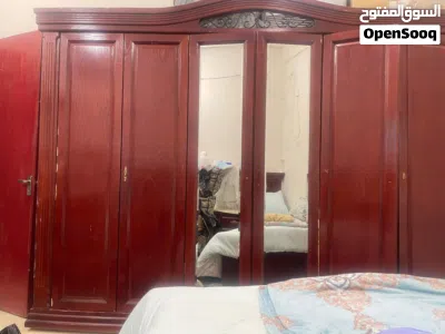 طقم دولاب و سرير و تسريحه و 2 كوميدينو 2
