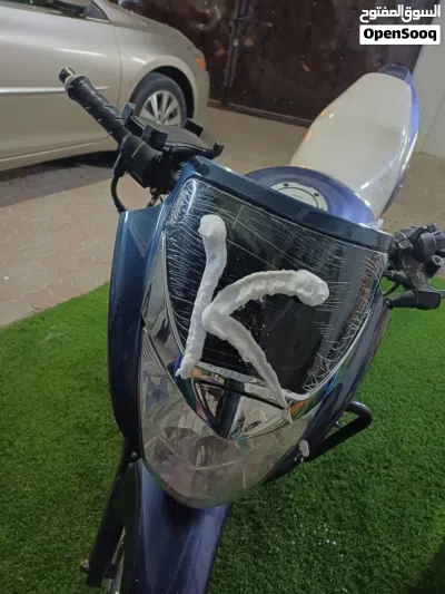 هوندا يونيكورن 4