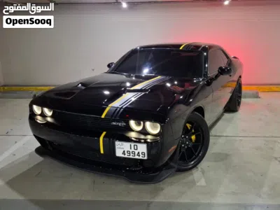 Dodge Challenger SXT Plus 3