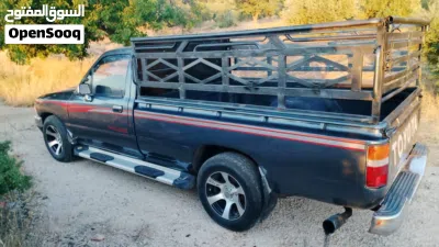 Toyota Hilux DLS 2