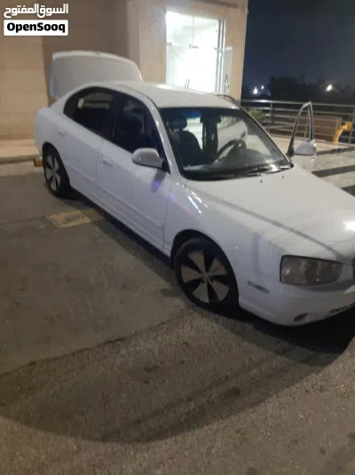هيونداي افانتي Standard 2