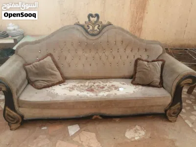 للبييع بيت في الجرافه مساحته 234 غرفة ومطبخ وعريشة كبيرة حمامين وكله مبنى بلك من آخر محطة الجرافة 2