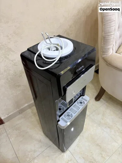 كولر ماء بحالة جيدا جدا استعمال خفيف 2
