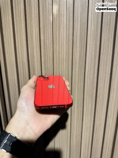 iPhone 14 128g بحالة ممتازة كفالة استرداد نقدي نظيف جداً مع هديه كفر و لزقه 3