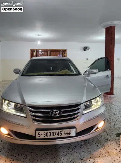 Hyundai Azera Standard 2