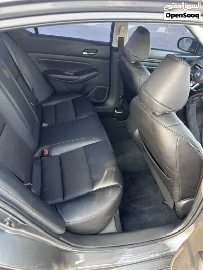 Nissan Altima SR 3