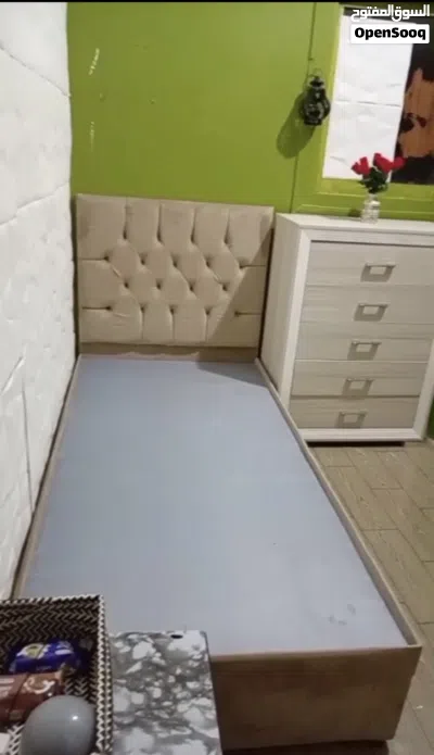 للبيع سرير شبه جديد 2
