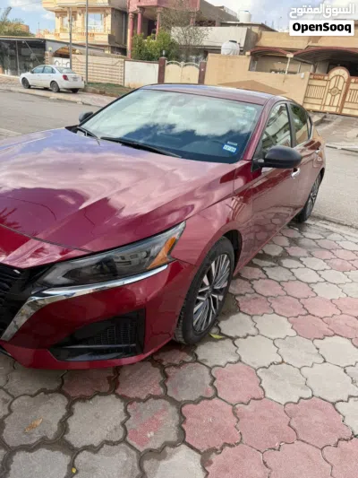 نيسان التيما SV 4