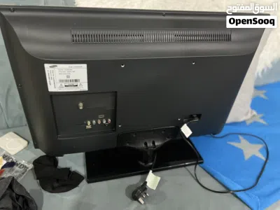 Samsung 32 inch made in Malaysia with xiomi stick smart original remote perfect condition 2