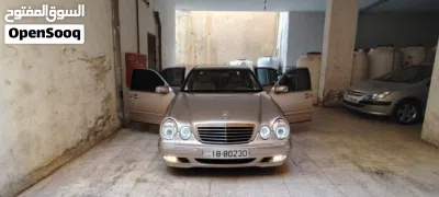 Mercedes Benz E-Class E 200 4