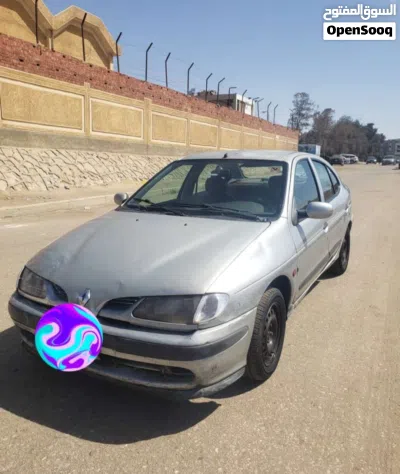 رينو ميجان Standard 4