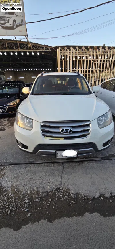 Hyundai Santa Fe Limited 2