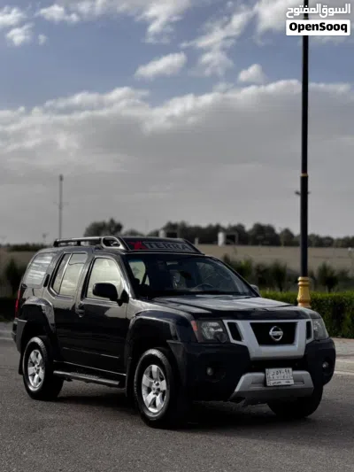 Nissan X-Terra SE 2