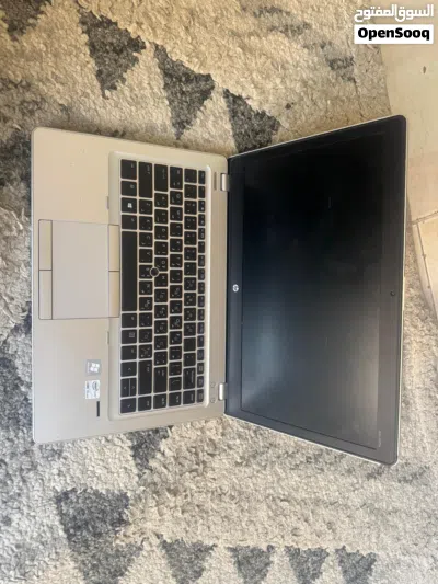 لابتوب hp نظيف مع اغراضو 4