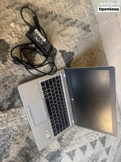 لابتوب hp نظيف مع اغراضو 3