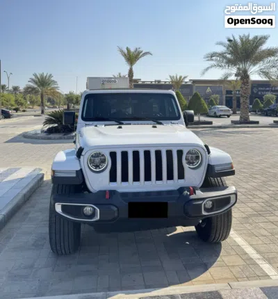 Jeep Wrangler Sahara 2
