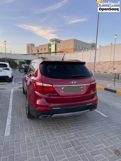 Hyundai Grand Santa Fe 2