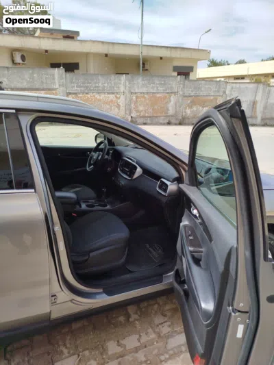 Kia Sorento EX 4