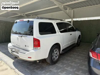 Nissan Armada SL 2