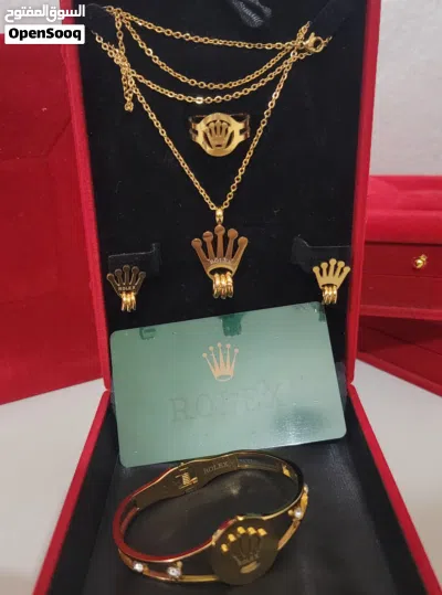 للبيع إكسسوارات وأطقم نسائية فاخرة من سواروفسكي (Swarovski) - جديد بالعلبة والبيع بالحبة 3